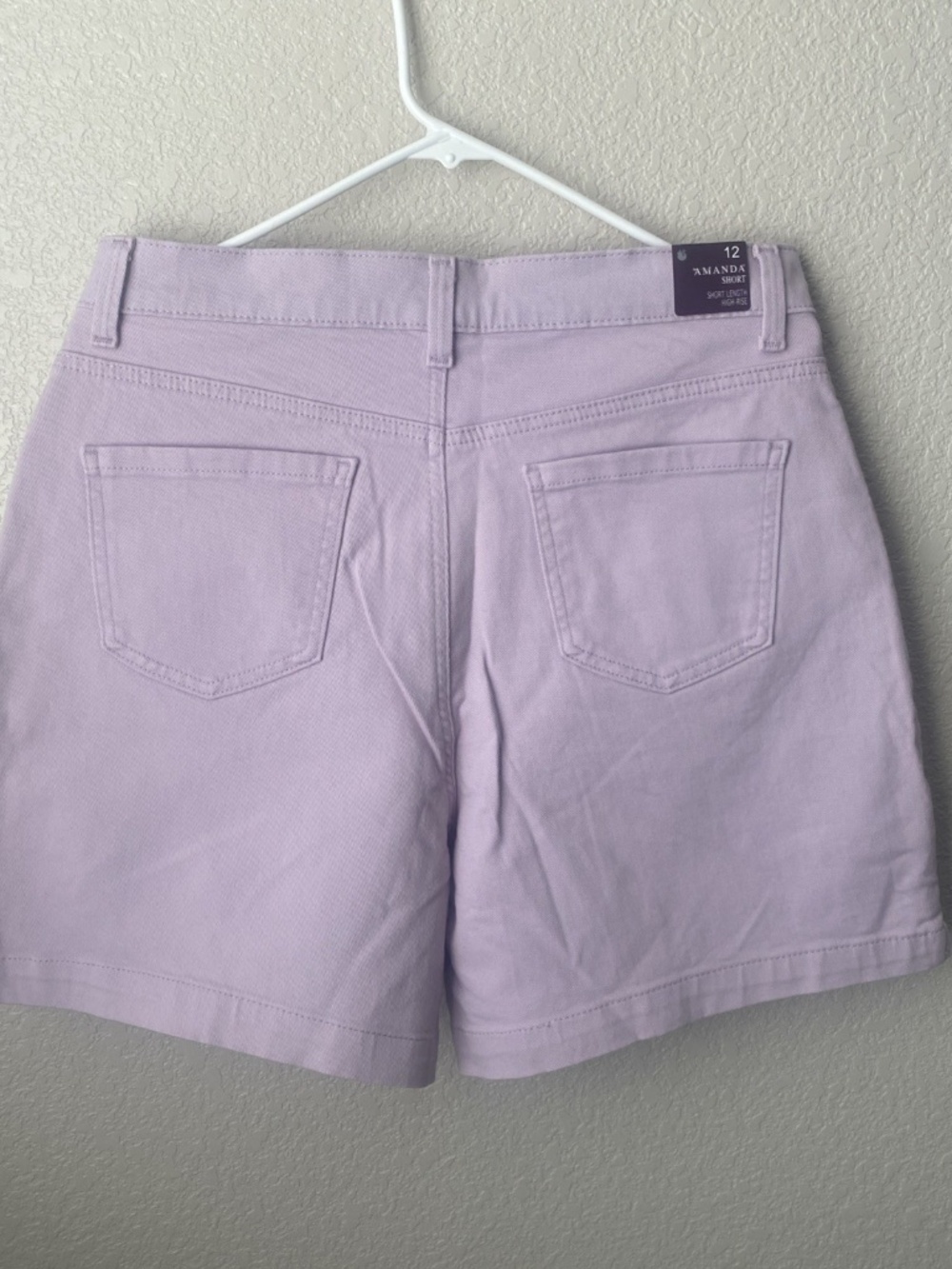 Gloria Vanderbilt Amanda Short Lavender Kiss Women's - Picture 2 of 5